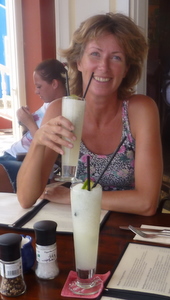 Luchen met Annette van Panache bij de Gouverneur in Otra Banda