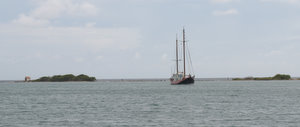 Alcatraz vaart Fuikbaai binnen