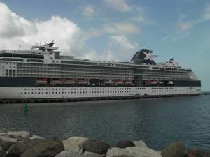 Cruise schip in St. Georges