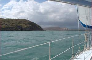 Bodyguard vaart Baha de Guanica binnen