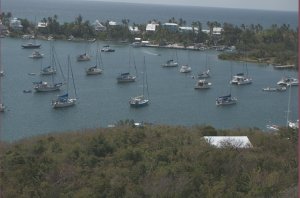 Bodyguard op mooring, 2e van links vooraan