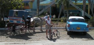 Gaan we met paard en wagen, de taxi of toch maar gewoon fietsen