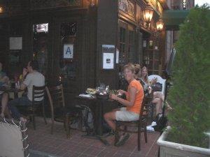 Uit eten om de aankomst in New York te vieren